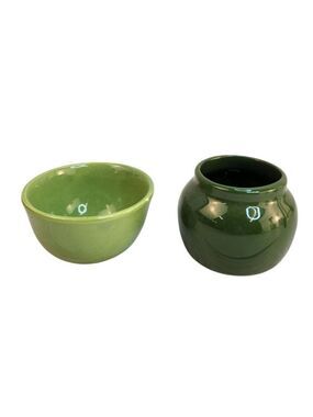 Set Of 2 Vintage Green Ceramic serving Bowls or small planter USA Marked Small D